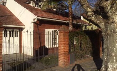 IMPECABLE CHALET EN ZONA RESIDENCIAL