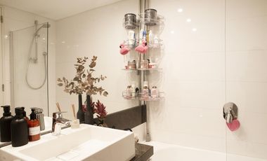 Excelente tres ambientes en complejo Al Río - Venta con renta