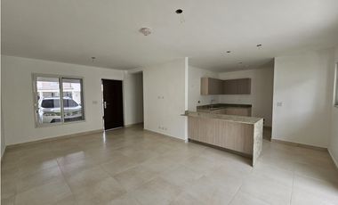 Venta de casa en Villa Sur - Town Home, Costa Sur