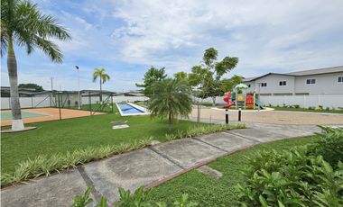 Venta de casa en Villa Sur - Town Home, Costa Sur