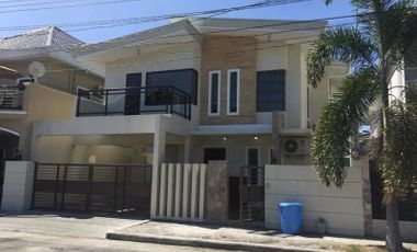 House & Lot With 4 Bedroom and Private Pool For Sale in Ange