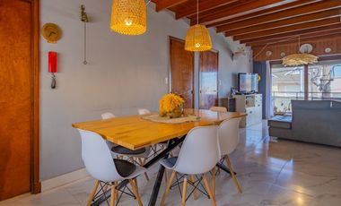 Venta  casa con 4 dormitorios garage y 2 locales