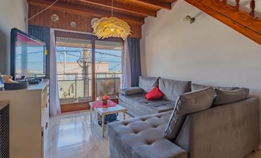 Venta  casa con 4 dormitorios garage y 2 locales