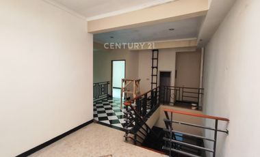 Rumah 2 Lantai Siap Huni Dekat Bypass Summarecon Derwati