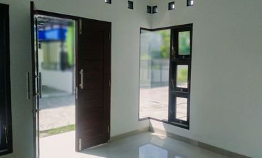 Promo Akhir tahun Rumah Cantik Lokasi Strategis Hanya 400 Jutaan