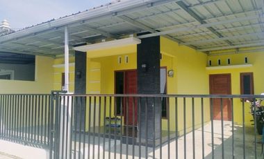 Promo Akhir tahun Rumah Cantik Lokasi Strategis Hanya 400 Jutaan