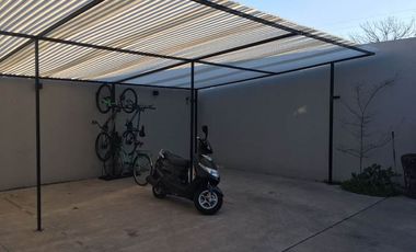 Departamento Tipo Casa en venta en Remedios de Escalada Este