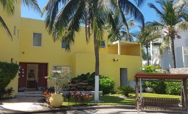 CASA EN RENTA POR DÍA EN BARRA VIEJA SOBRE PLAYA, ACAPULCO EN LO MEJOR DE AC
