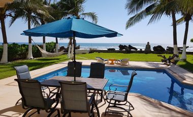 CASA EN RENTA POR DÍA EN BARRA VIEJA SOBRE PLAYA, ACAPULCO EN LO MEJOR DE AC