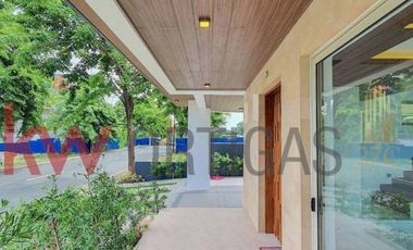 Brand New House for Rent in McKinley West Village, Taguig City