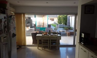 Casa en venta en Bernal Oeste