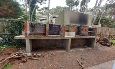 Casa en venta en Costa del Este, frente al mar