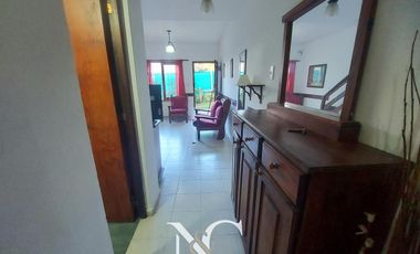 Casa en venta en Costa del Este, frente al mar