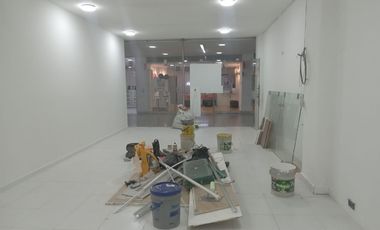 local en arriendo en el centro. Cod A118450