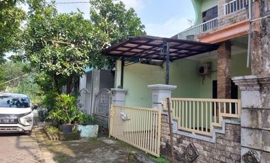 Disewakan Rumah Dengan 3 Kamar Di Griya Permata Gedangan, Sidoarjo