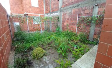 casa en arriendo en manzanares. Cod A112664