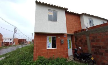 casa en arriendo en manzanares. Cod A112664