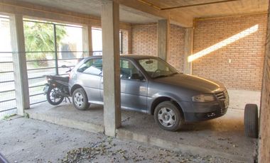 VENTA DEPARTAMENTO FRENTE AL RIO 3 DORMITORIOS