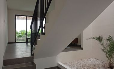 Rumah 2 Lt Siap Huni Dekat RS Mitra Keluarga Jatiasih Bisa KPR J-40796