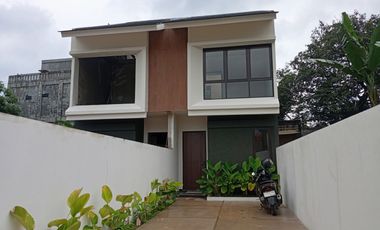 Rumah 2 Lt Siap Huni Dekat RS Mitra Keluarga Jatiasih Bisa KPR J-40796