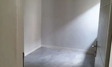 Di Sewakan Rumah Murah di Puri Surya Jaya Valencia Siap Huni