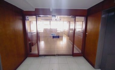 oficina en arriendo en centro. Cod A1023105