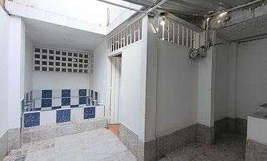 casa en venta en villa antigua. Cod V32001