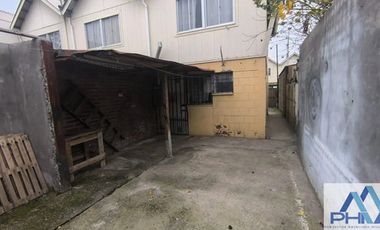 Casa En Venta C/ Estacionamiento En Centro De Lampa