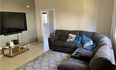 SE VENDE HERMOSA Y AMPLIA CASA EN RAINFOREST VILLAS $470,000