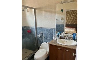 SE VENDE HERMOSA Y AMPLIA CASA EN RAINFOREST VILLAS $470,000