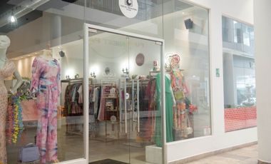 LOCAL EN BELLA VISTA- $1230