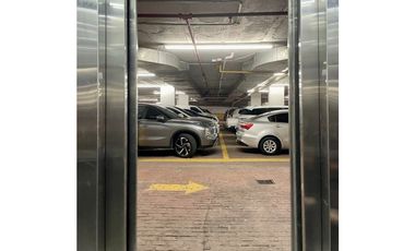 LOCAL EN BELLA VISTA- $1230