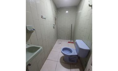 Comoda Casa + Apartamento en VENTA Barrio La VICTORIA