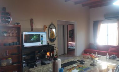 IMPECABLE PH FONDO 3 AMB PLANTA BAJA CON PATIO Y LAVADERO