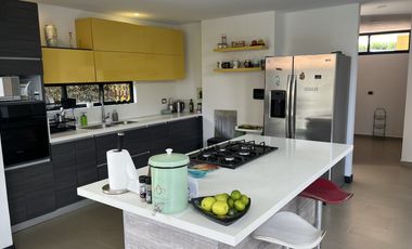 casa en venta en cota. Cod V32