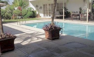 5 Bedroom House & Lot With Swimming Pool For Sale at Beverly Hills Subdivision Antipolo