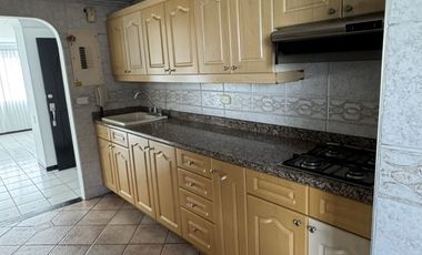 apartamento en arriendo en torres de cañaveral. Cod A1410690