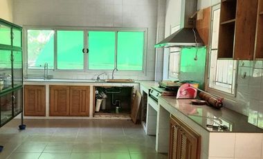 BEAUTIFUL 5 RAI WITH 5 HOUSES AND FRUIT GARDENS JUST 10 KM FROM DOWNTOWN KANCHANABURI!!!