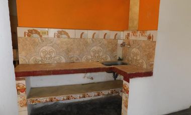 casa en venta en las moras. Cod V82070