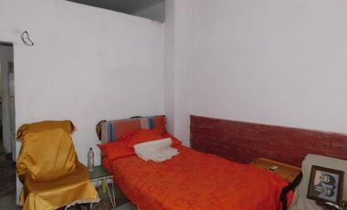 casa en venta en las moras. Cod V82070