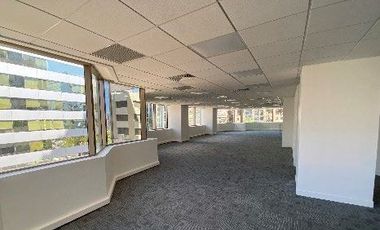 Oficina en Arriendo en Av Apoquindo/ Metro el Golf