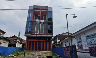 Dijual/Disewakan Ruko Gandeng M Toha Tangerang Dekat Pasar Baru Strategis Ramai Bisa KPR Ruko ex Kimia Farma