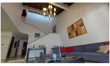 VENTA CASA 5 RECAMARAS 5 BAÑOS 388 MTS LA ALAMEDA - BETANIA