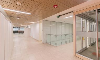 edificio en arriendo/venta en chico norte iii. Cod A1001067