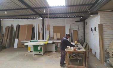 VENTA- PROPIEDAD DE VENTA EN EL SECTOR DEL PARQUE INDUSTRIAL DE RIOBAMBA / 21URB021