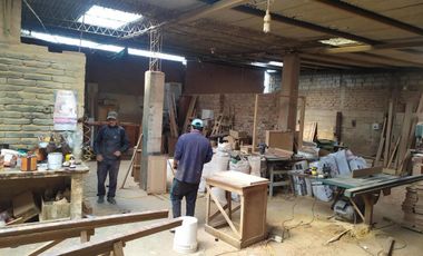 VENTA- PROPIEDAD DE VENTA EN EL SECTOR DEL PARQUE INDUSTRIAL DE RIOBAMBA / 21URB021