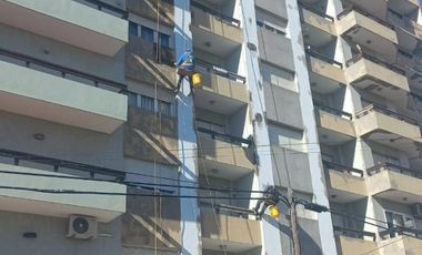venta departamento 2 ambientes  necochea al  frente excelete edificio a metros del  mar