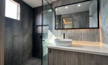 apartamento en venta en la hacienda. Cod V5077