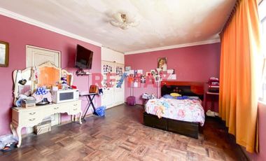 Chorrillos : Oportunidad De Inversión : Casa Con Parametros Para 7 Pisos