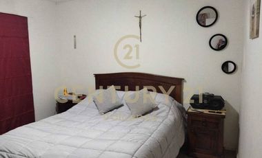 Parcela con dos casas, excelente ubicación a metros del Rio Tolten